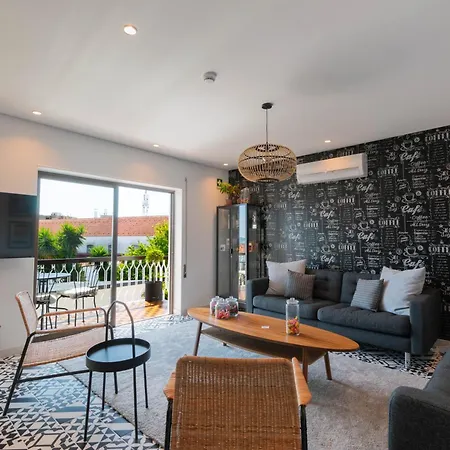 7min To Uni Se-velha - Ac - Work Desk - 300mbs Wifi - 4 Bed & Breakfast Coimbra