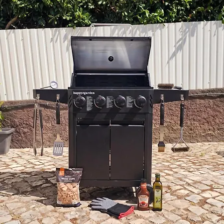 7min To Uni Se-velha - Ac - Bbq & Gym - Work Desk - 300mbs Wifi - 4 ベッド・アンド・ブレックファスト 4*