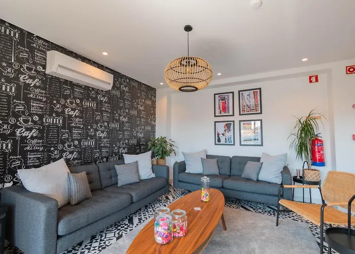 B&B 7min To Uni Se-velha - Ac - Work Desk - 300mbs Wifi - 4 3*